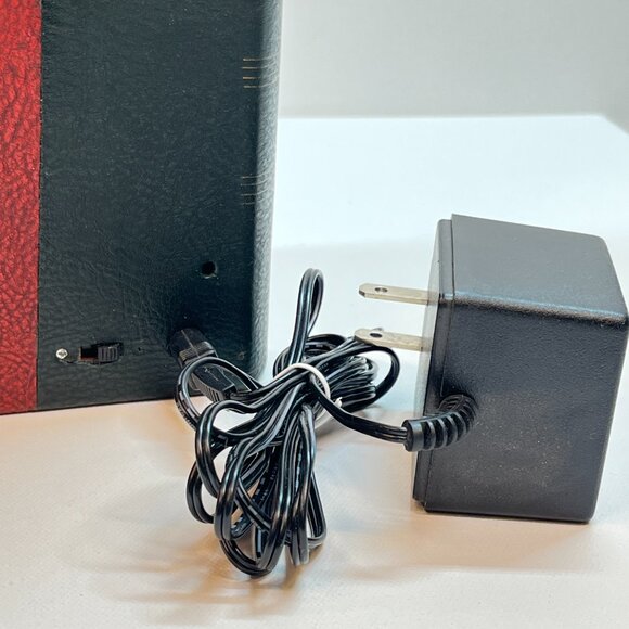 VTG Dept 56 A Christmas Carol Charles Dickens Animated Music Book - Picture 11 of 16